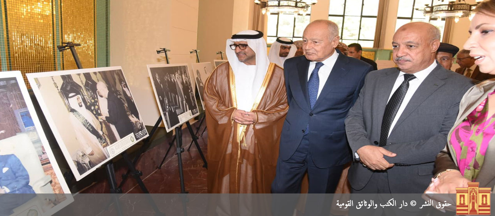 مشاركة رئيس دار الكتب في ندوة "المرأة في تراث العلوم والفنون الإسلامية" بمكتبة الإسكندرية